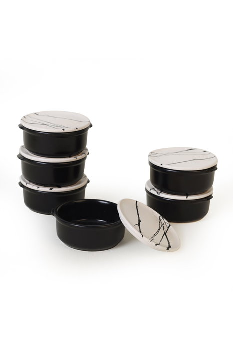 Hermia Juego de cajas de almacenaje de 12 piezas en gres cerámico Blanco y Negro Hermia Juego de cajas de almacenaje de 12 piezas en gres cerámico Blanco y Negro